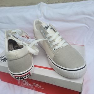 Ladies Canvas Sneakers